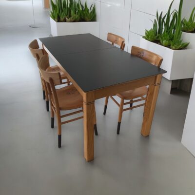Modern table