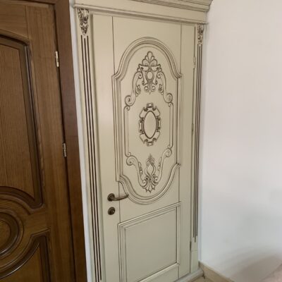 Door block made of solid ash
