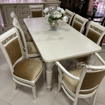 Living room table and chairs